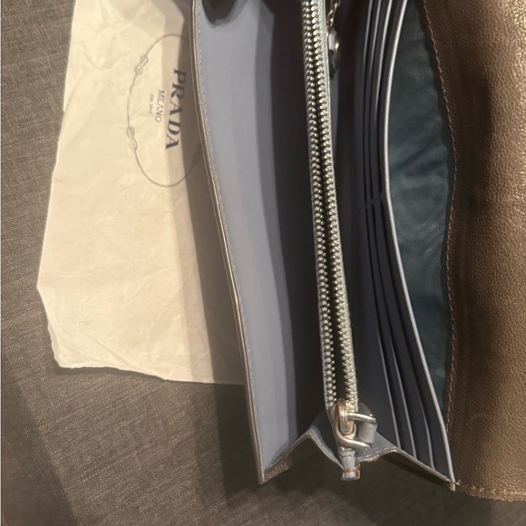 Prada Wallet full inclusion with box and original tissue paper - Picture 6 of 10